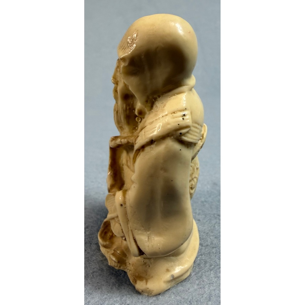 Vintage Shou Lao Chinese God of Longevity Resin Figurine with Crane and Gourd - Picture 8 of 9